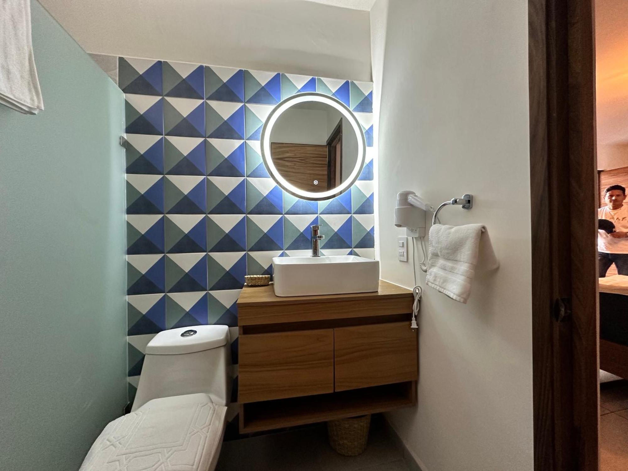 Hotel Boutique Villa Escondida, A Pasos De Lo Mejor En Tlaquepaque Buitenkant foto