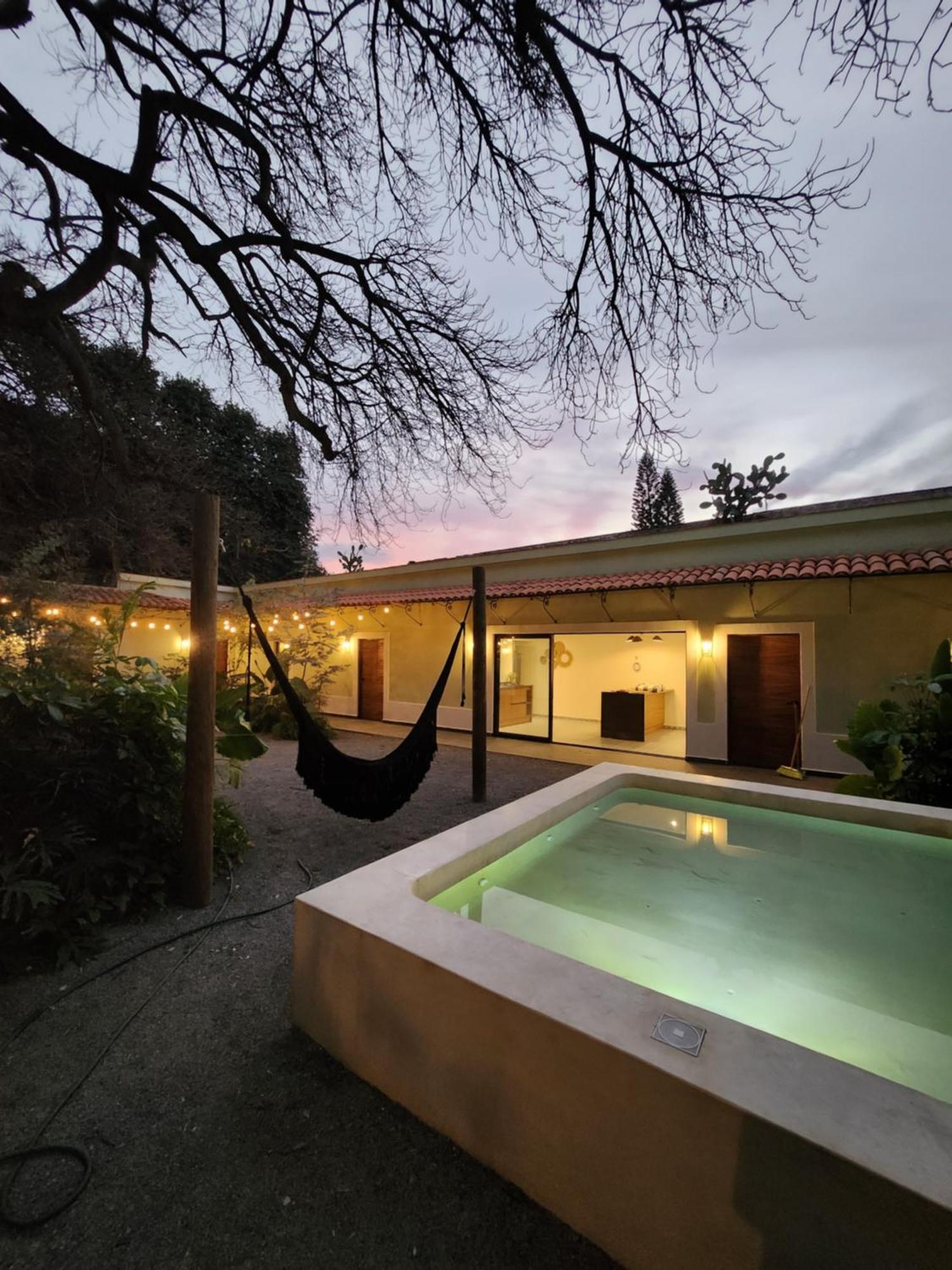 Hotel Boutique Villa Escondida, A Pasos De Lo Mejor En Tlaquepaque Buitenkant foto